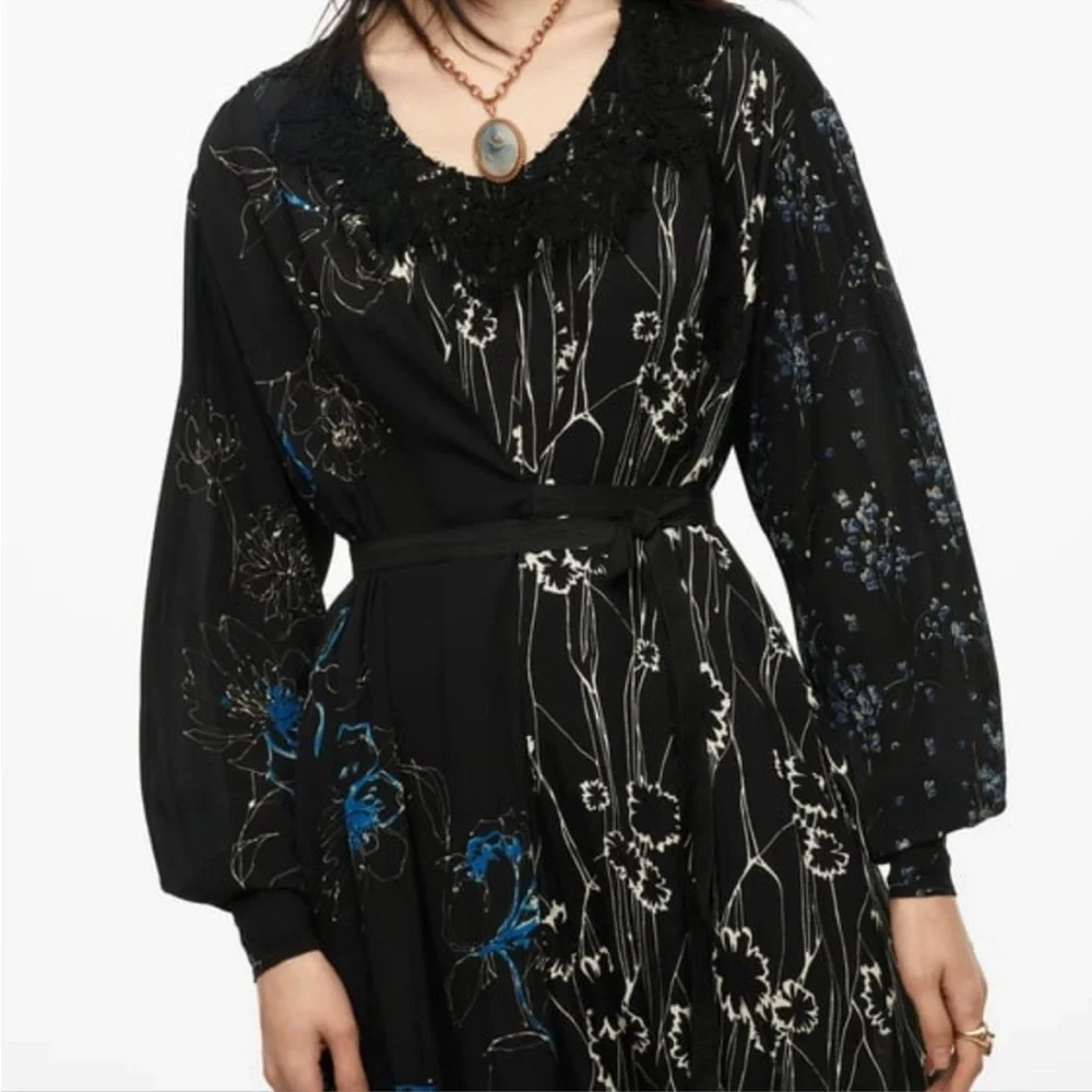 Zara A/W 2021 collection limited edition black floral print wrap style d…